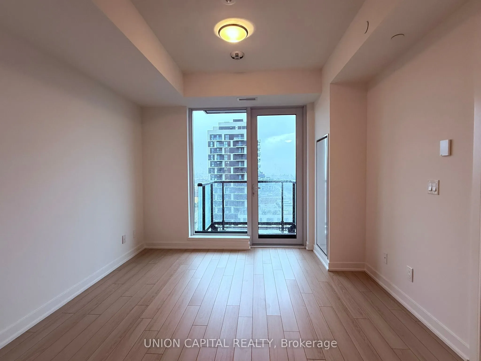 3079 Trafalgar Road, #1506