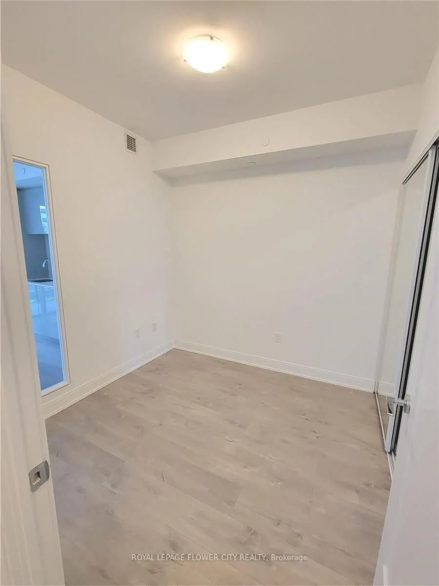 65 ANNIE CRAIG Drive, #705