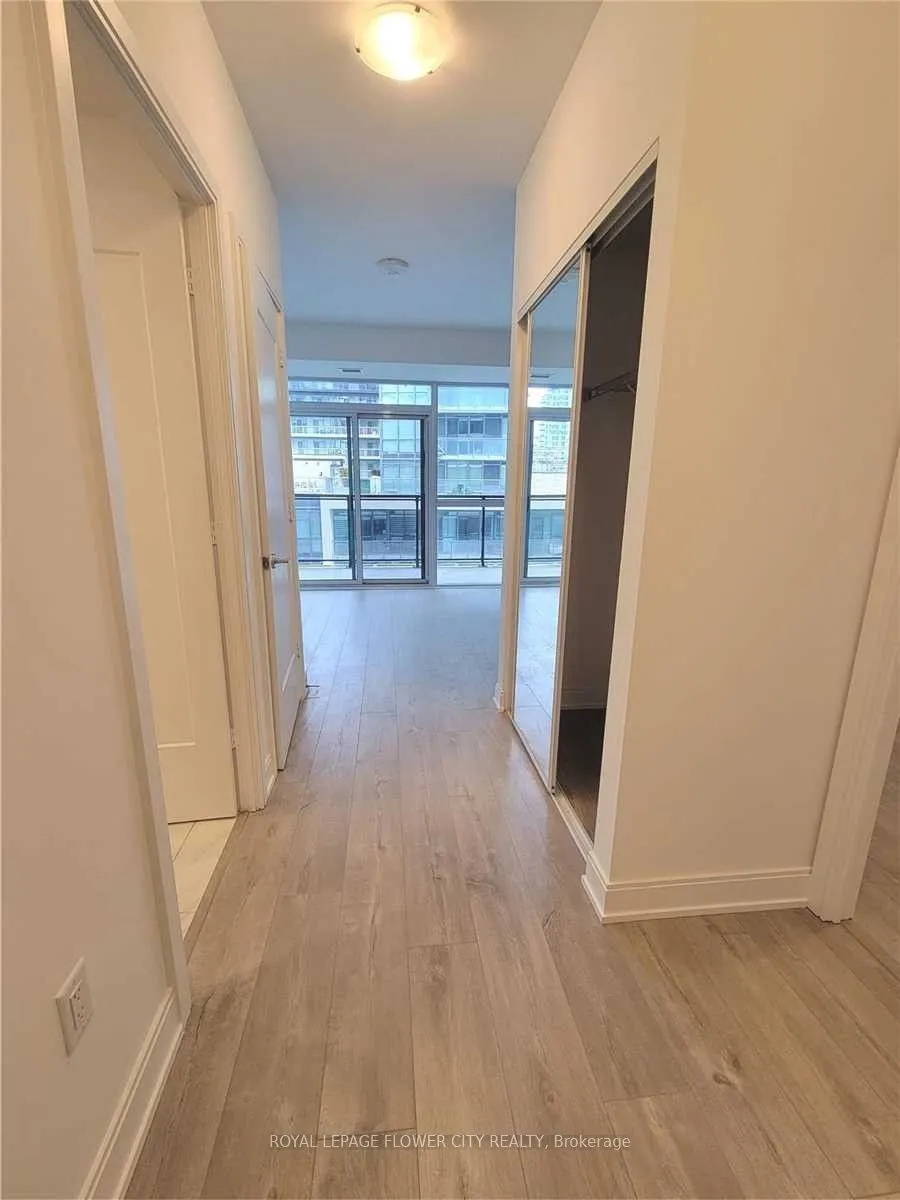 65 ANNIE CRAIG Drive, #705