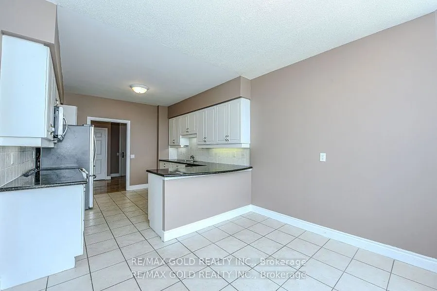 35 Kingsbridge Garden, #3205