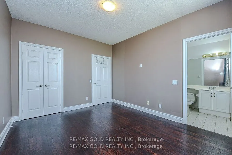 35 Kingsbridge Garden, #3205