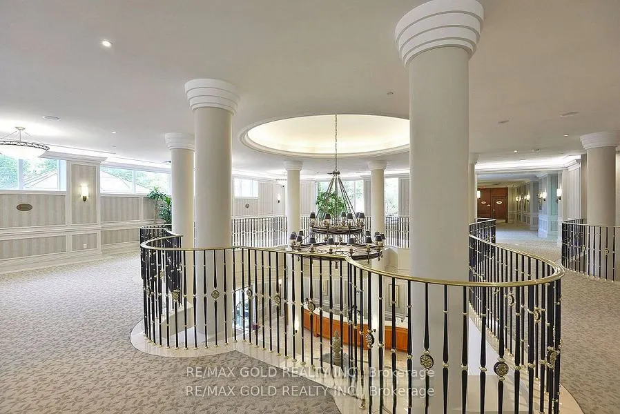 35 Kingsbridge Garden, #3205
