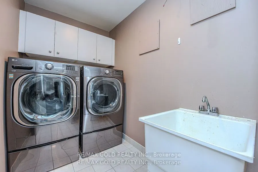 35 Kingsbridge Garden, #3205