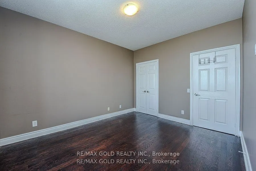 35 Kingsbridge Garden, #3205