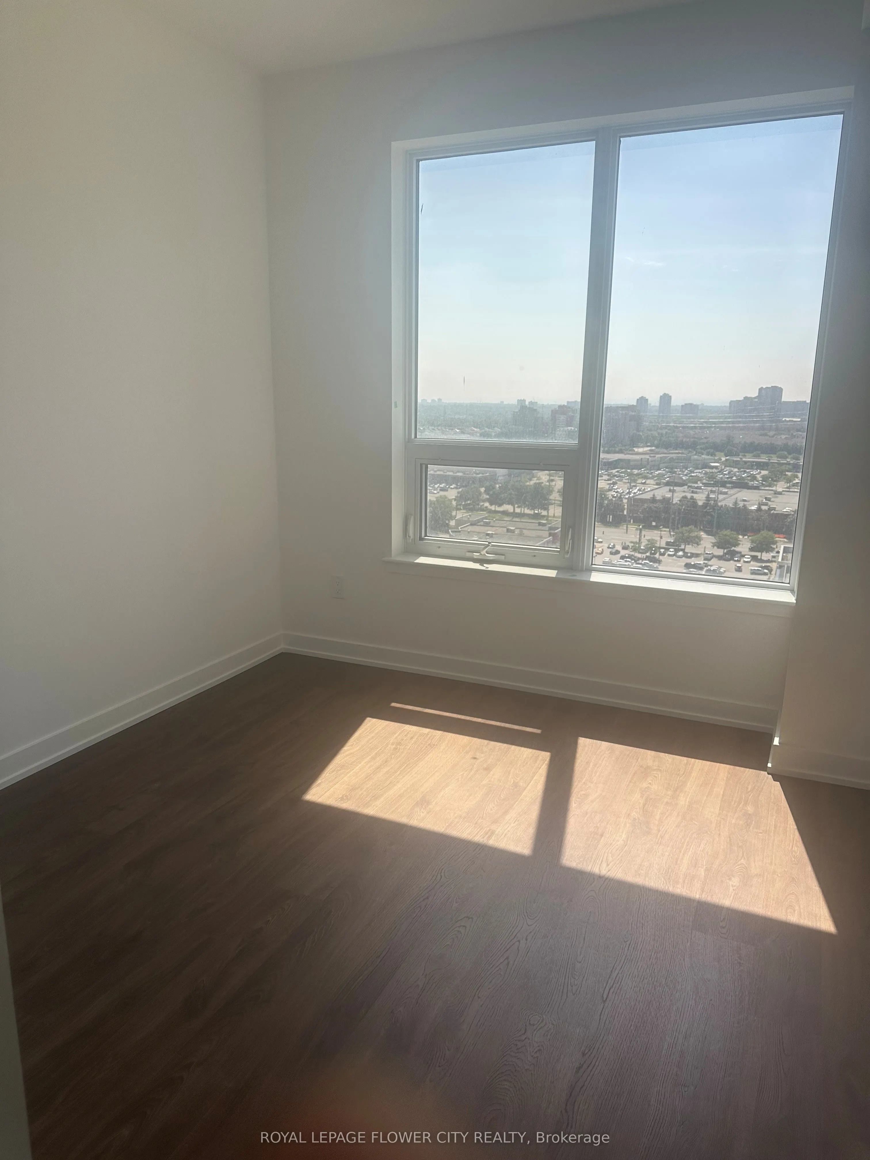 5105 Hurontario Street, #1505