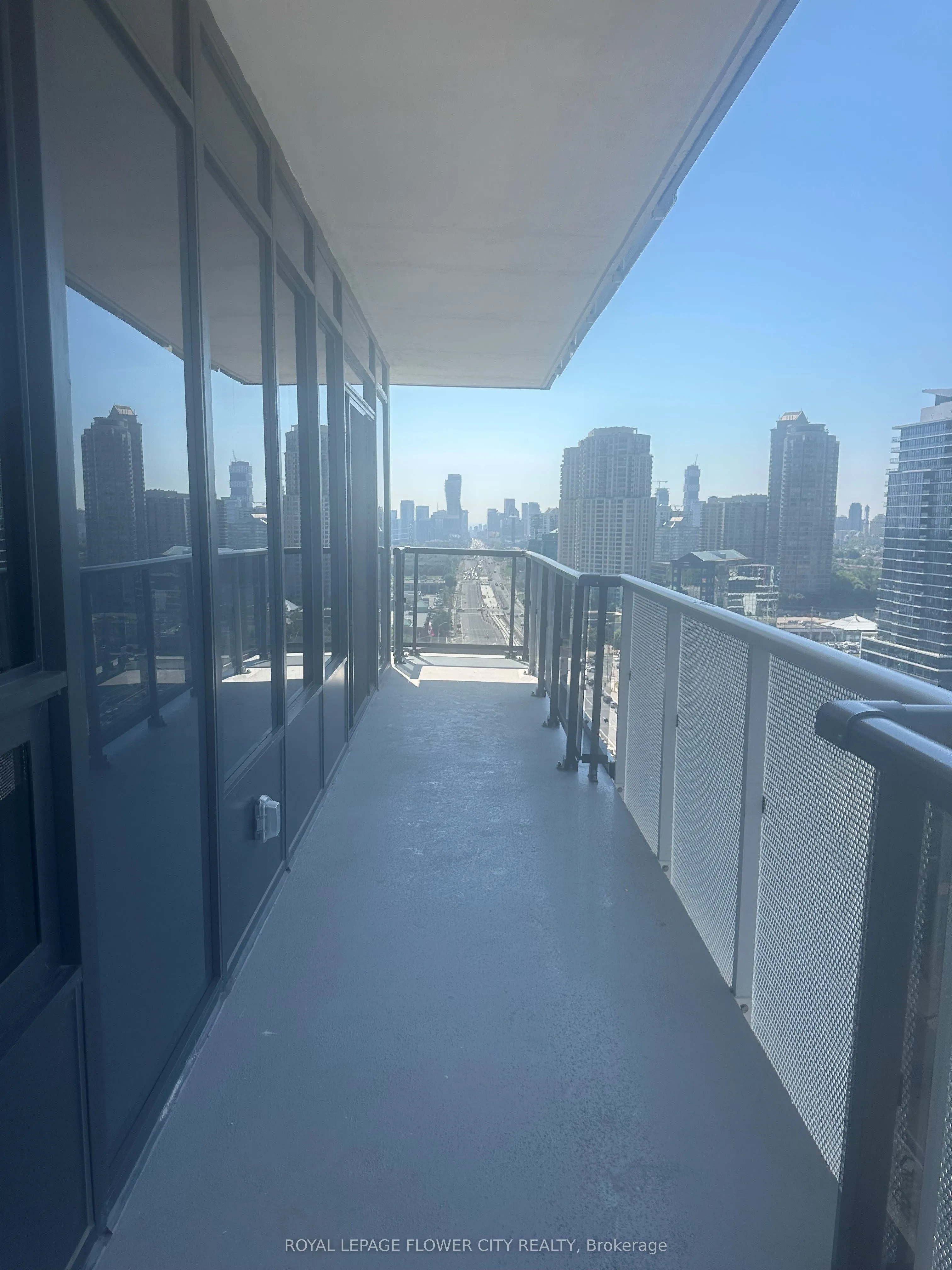 5105 Hurontario Street, #1505