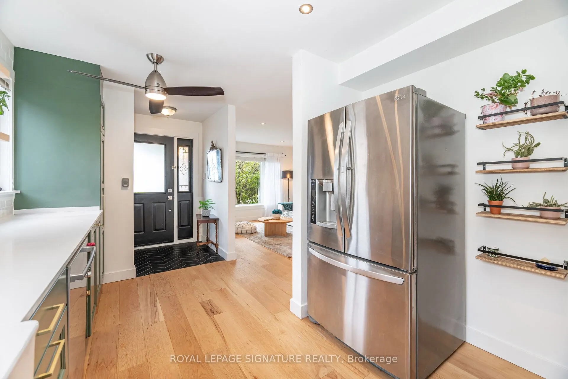 2431 Padstow Crescent