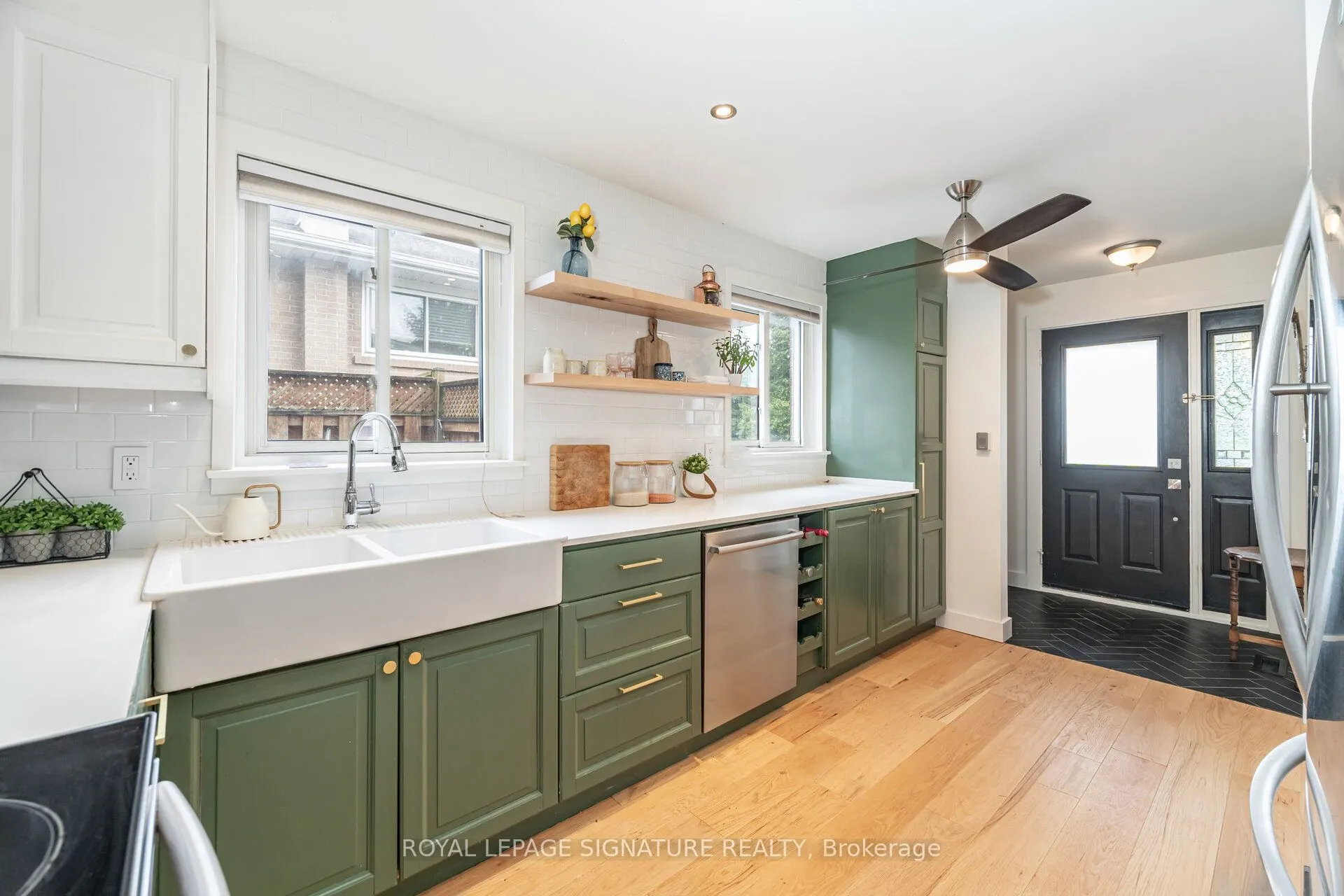 2431 Padstow Crescent