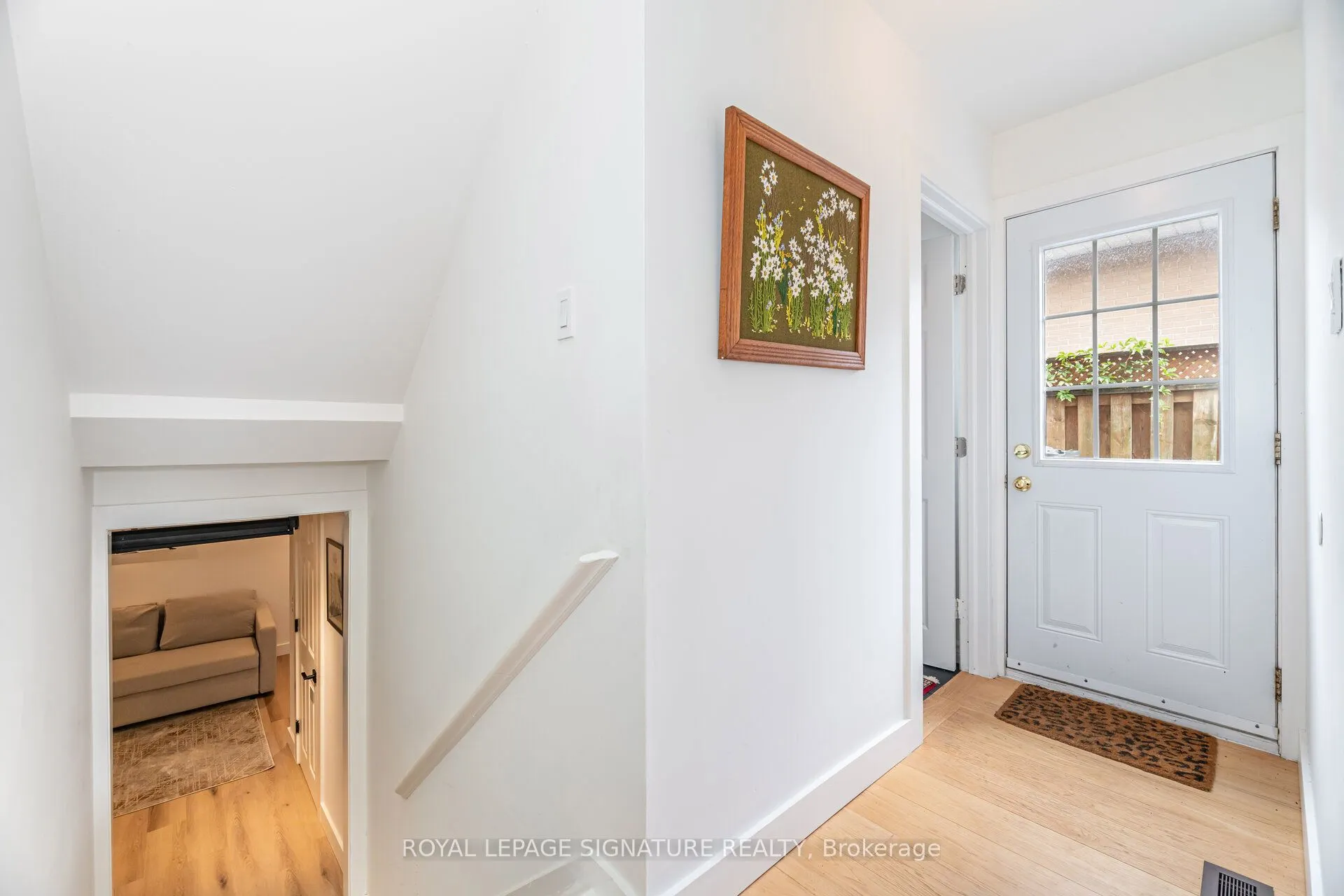 2431 Padstow Crescent