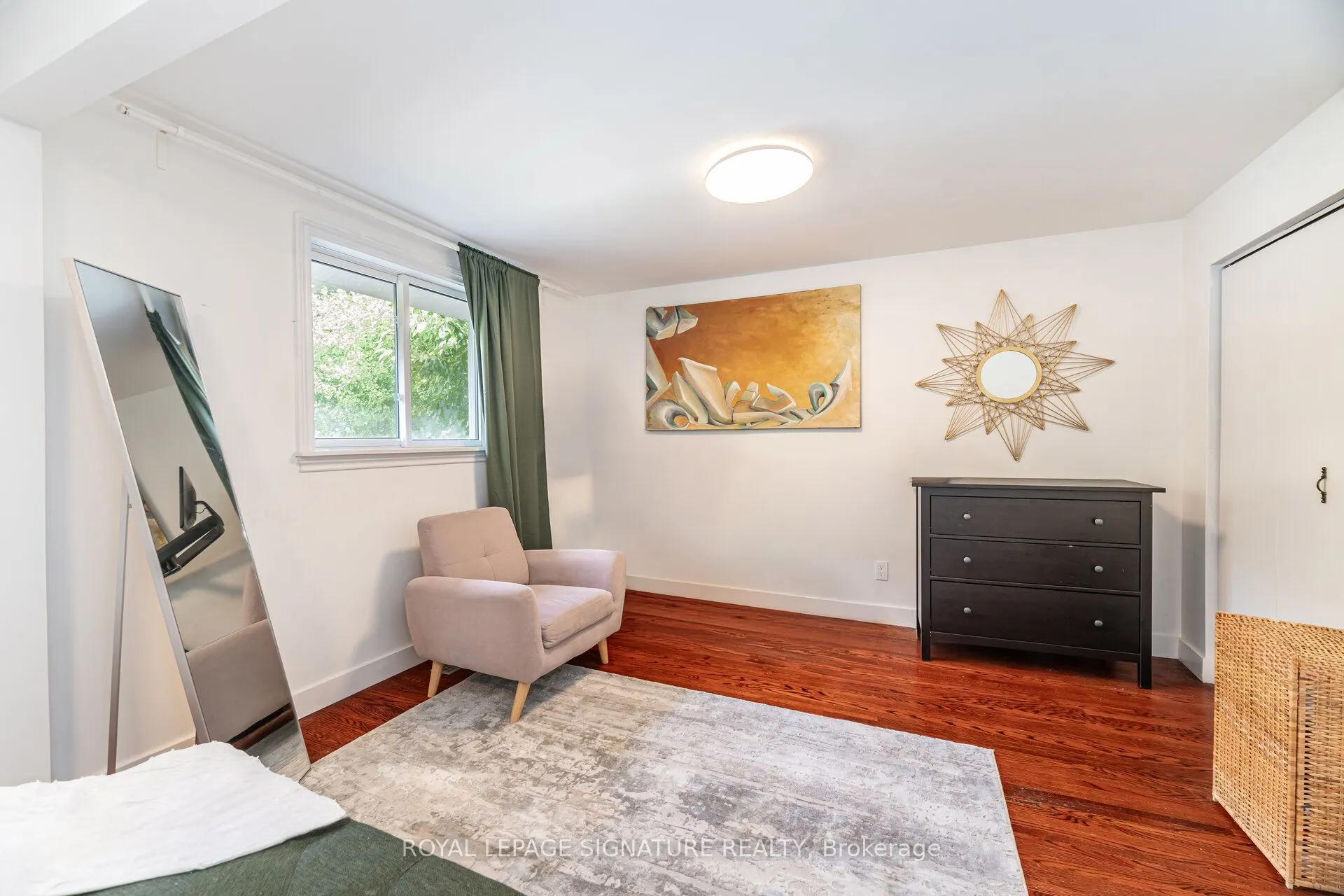 2431 Padstow Crescent