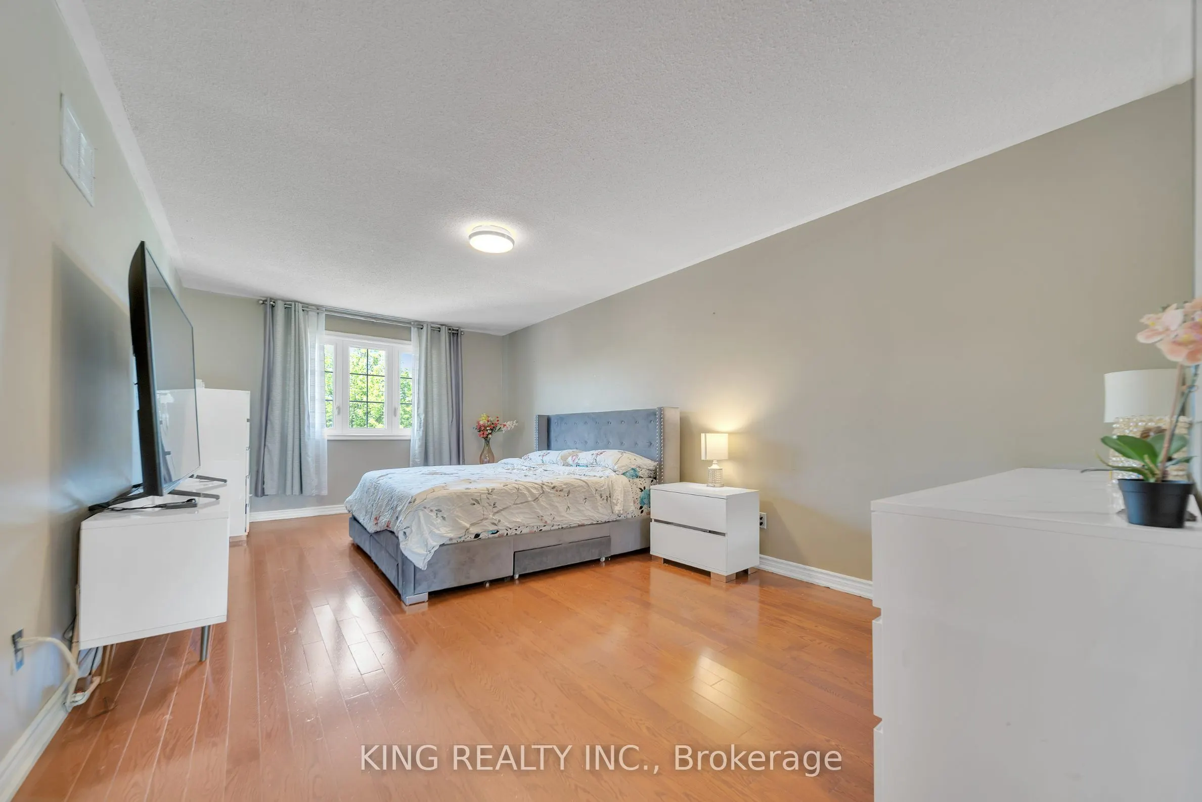 2606 Ambercroft Trail