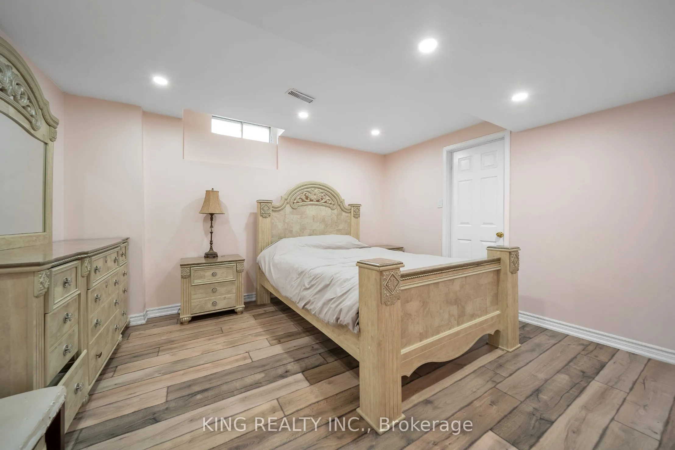2606 Ambercroft Trail