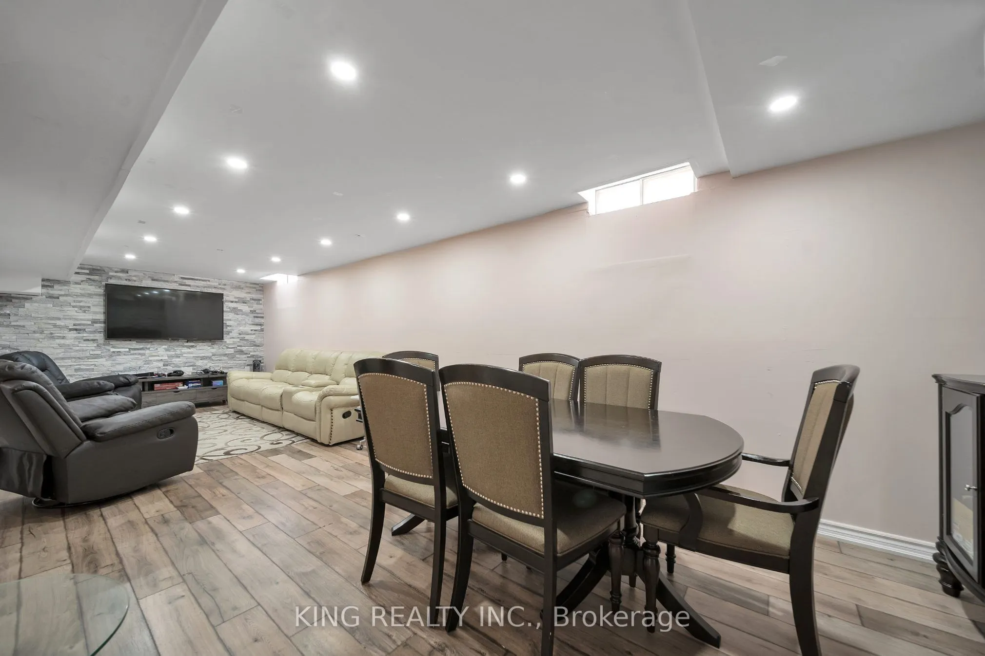 2606 Ambercroft Trail