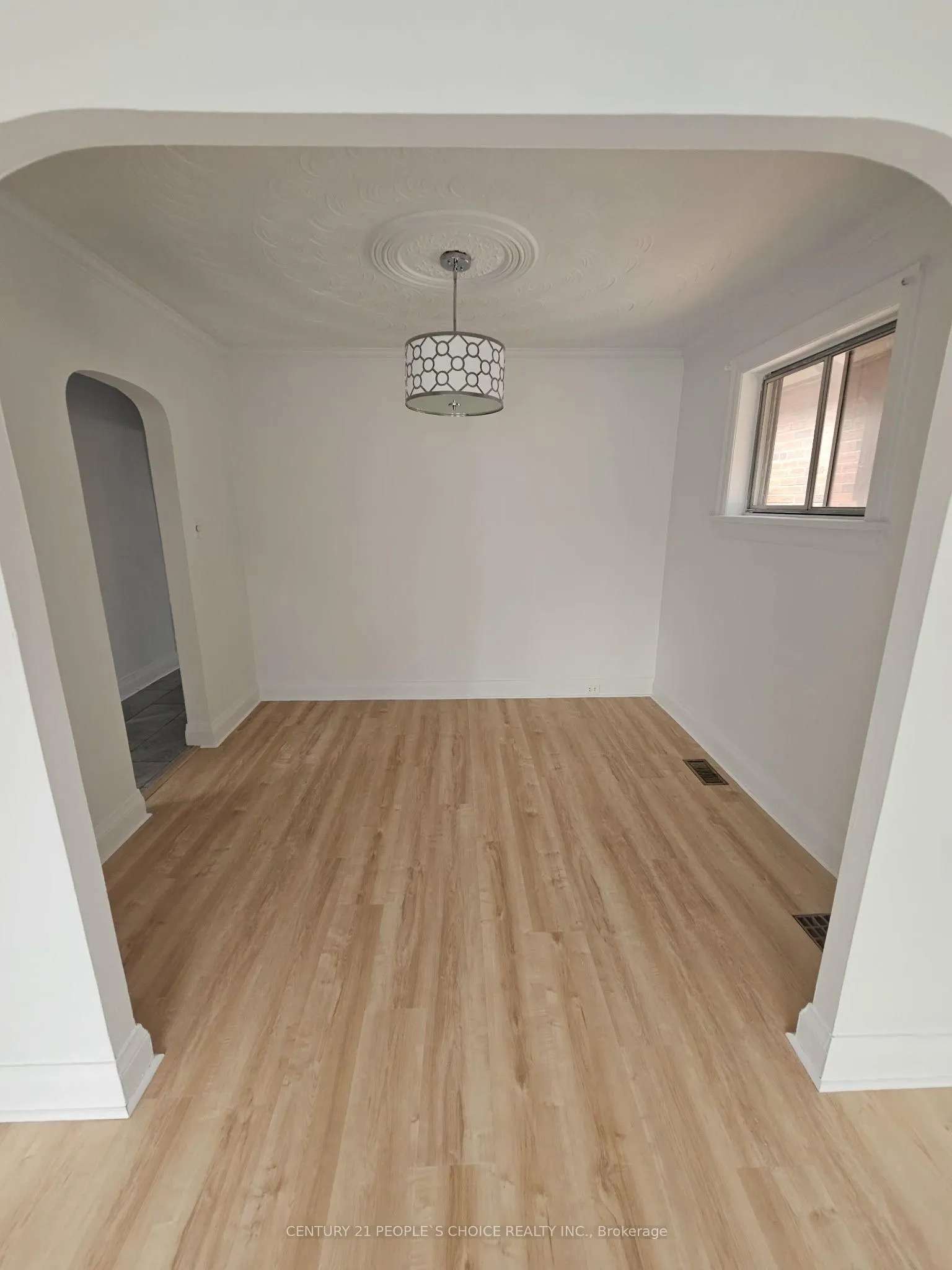 28 Montcalm Avenue, #Main