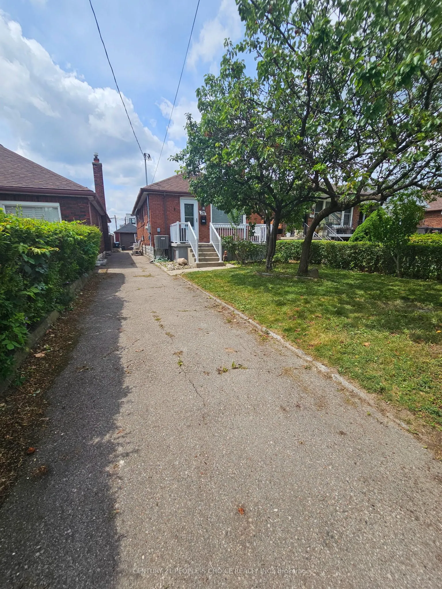 28 Montcalm Avenue, #Main
