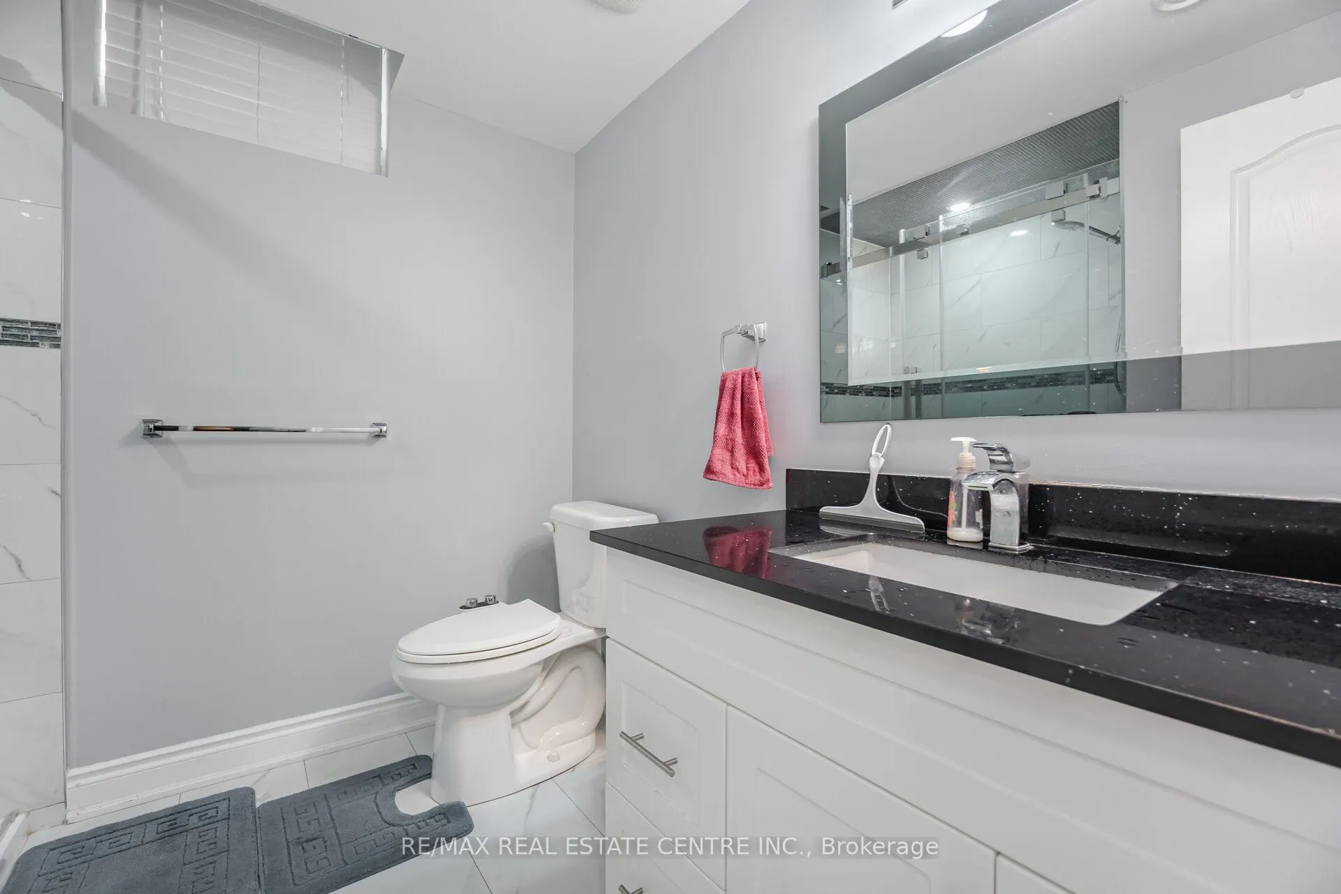 7 Prince Edward Boulevard