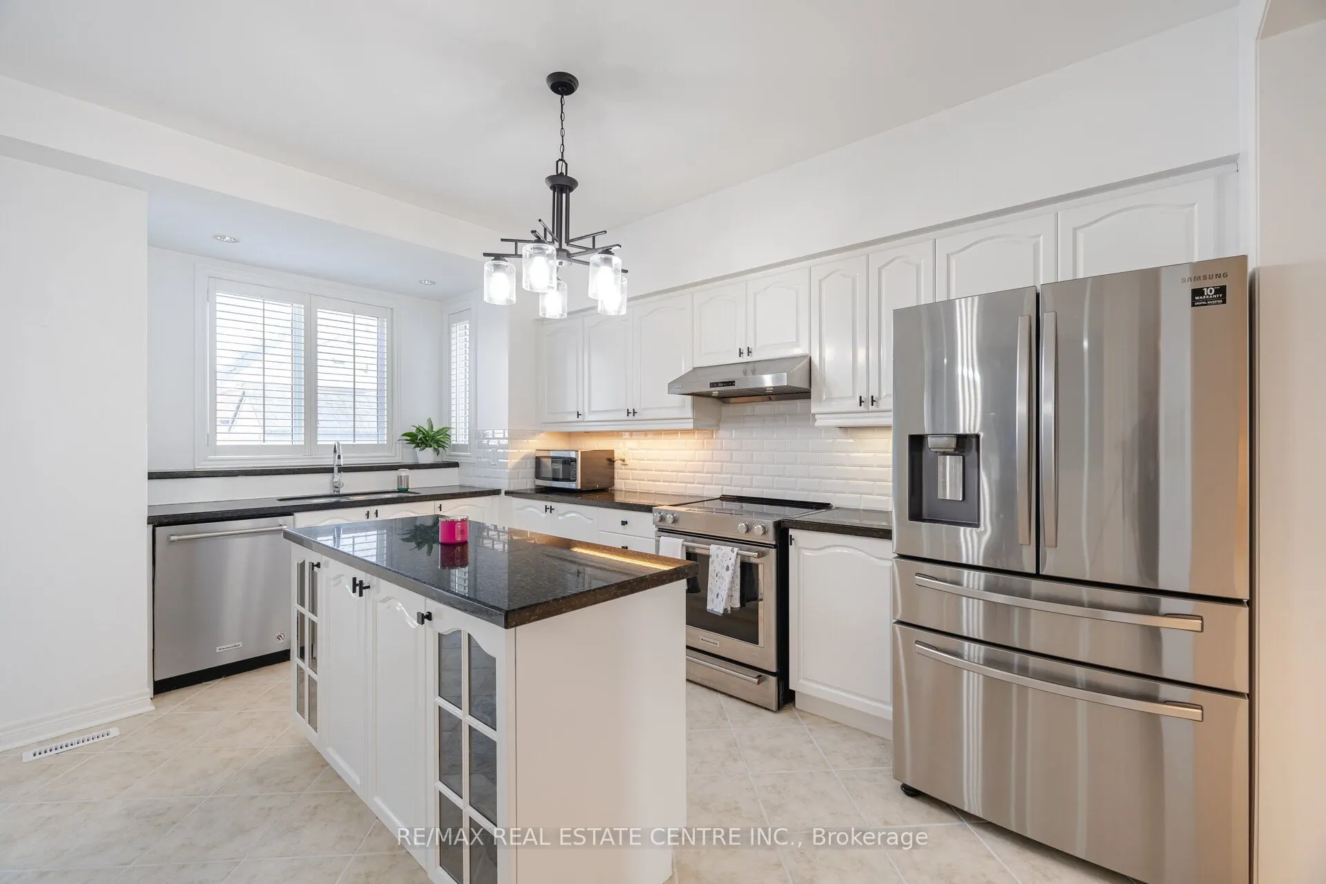 7 Prince Edward Boulevard