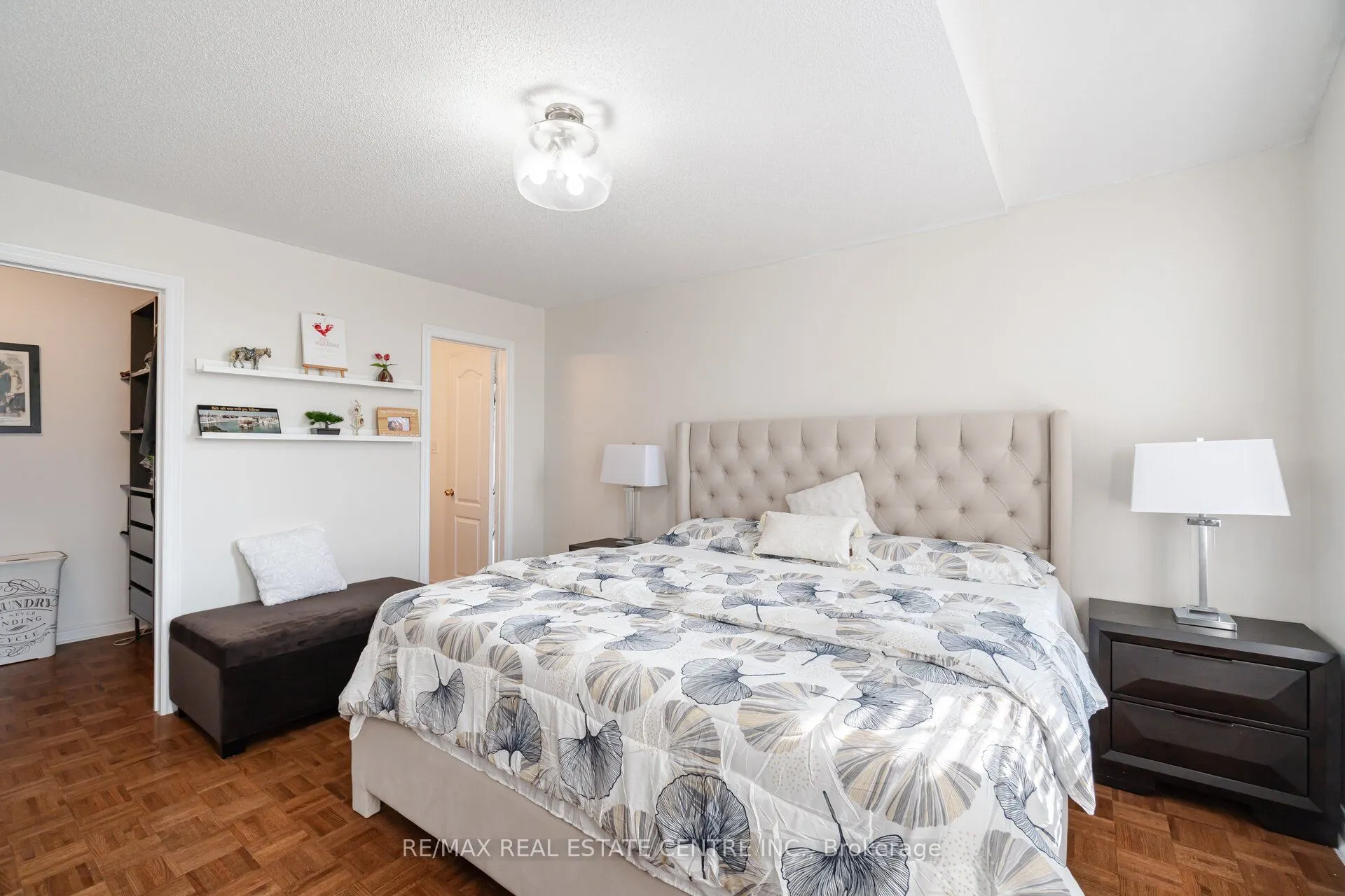 7 Prince Edward Boulevard