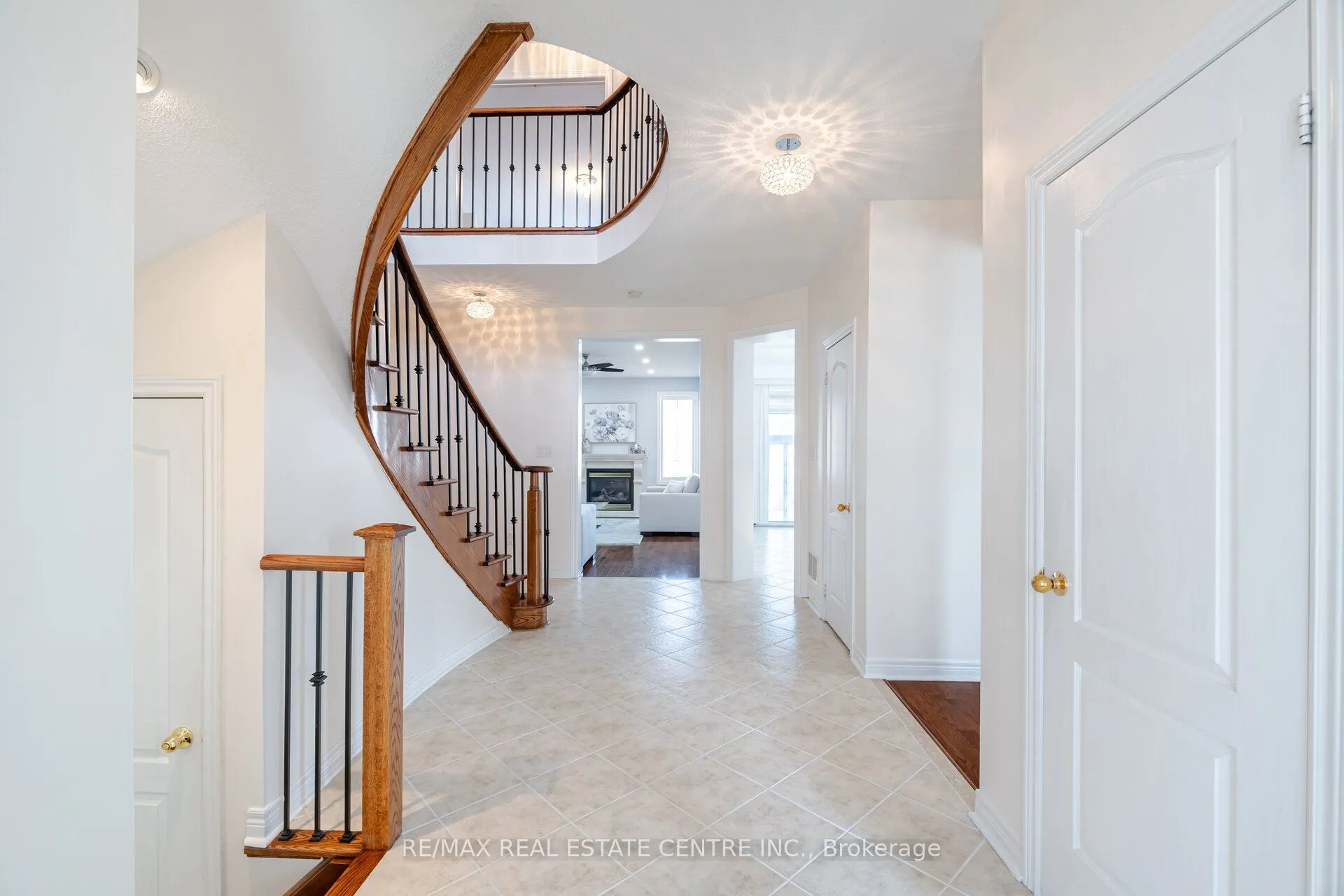 7 Prince Edward Boulevard