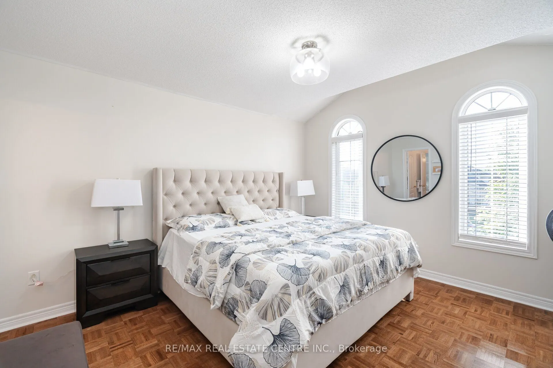 7 Prince Edward Boulevard