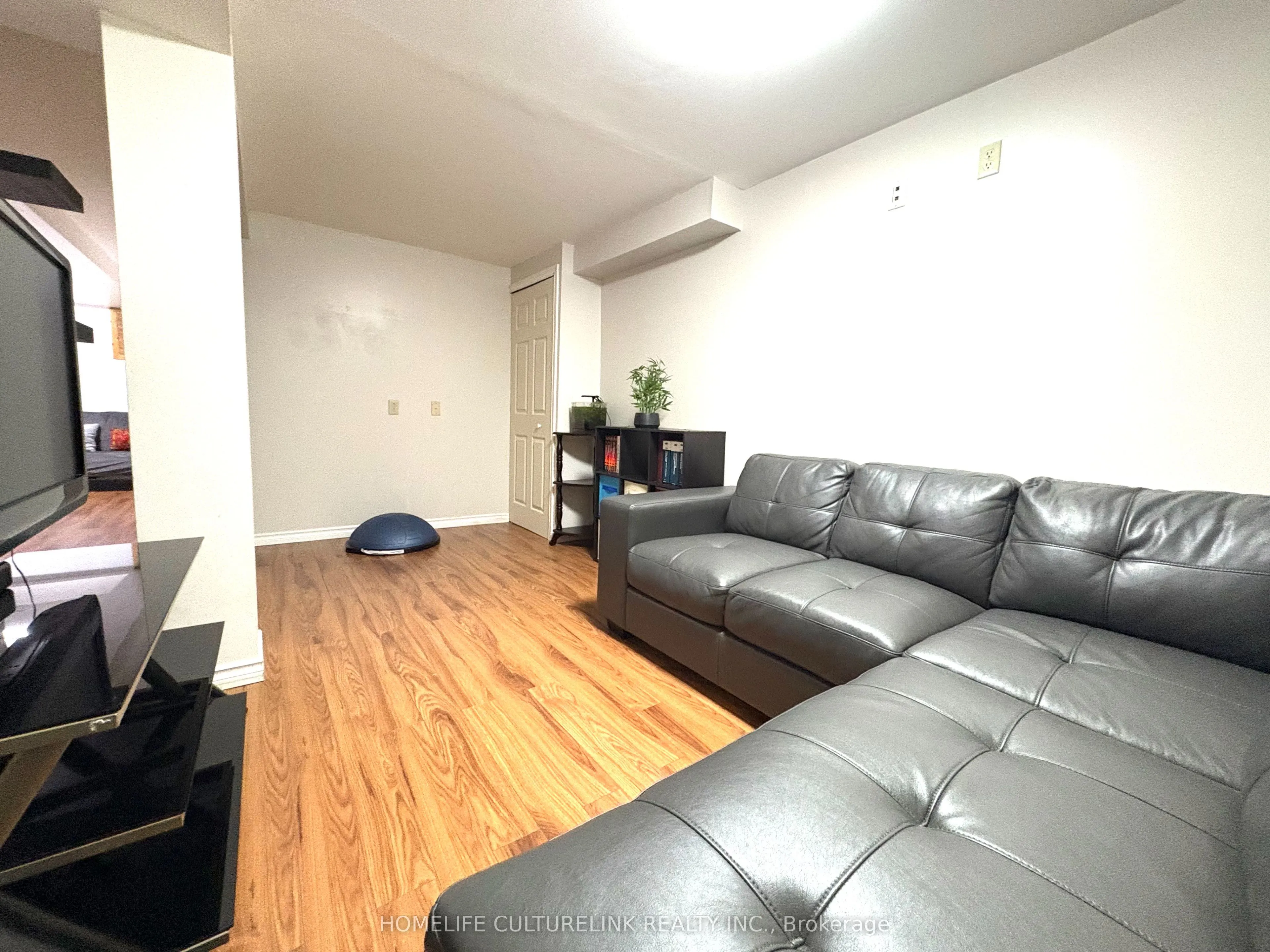119 Briarwood Avenue