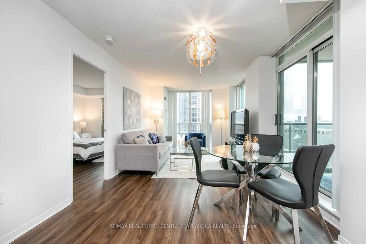 11 Michael Power Place, #808
