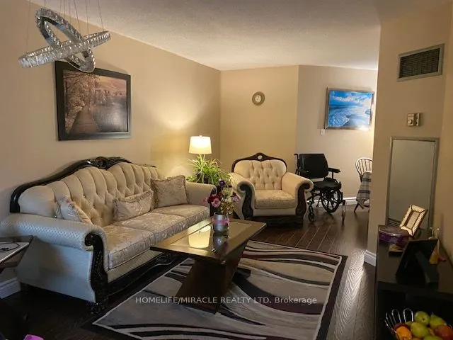 550 webb Drive, #2006