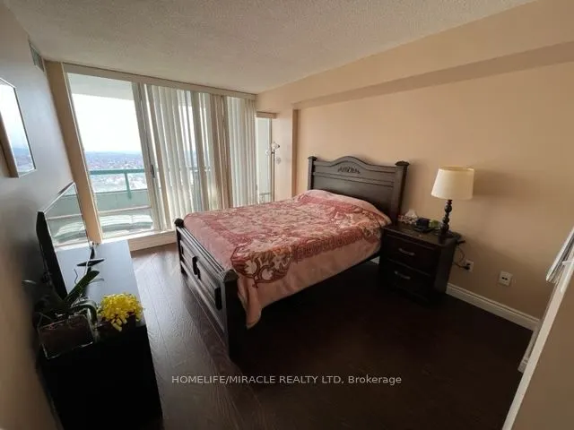 550 webb Drive, #2006