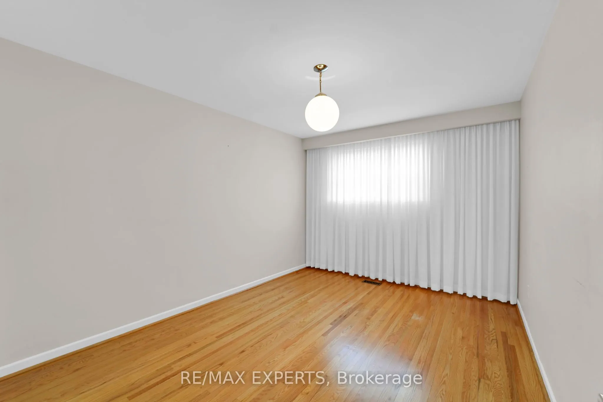 43 Coquette Road