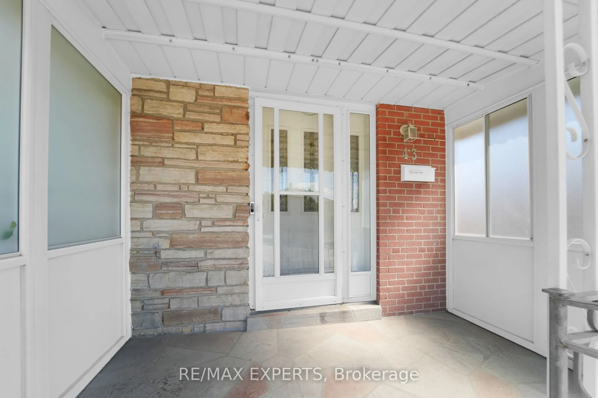 43 Coquette Road