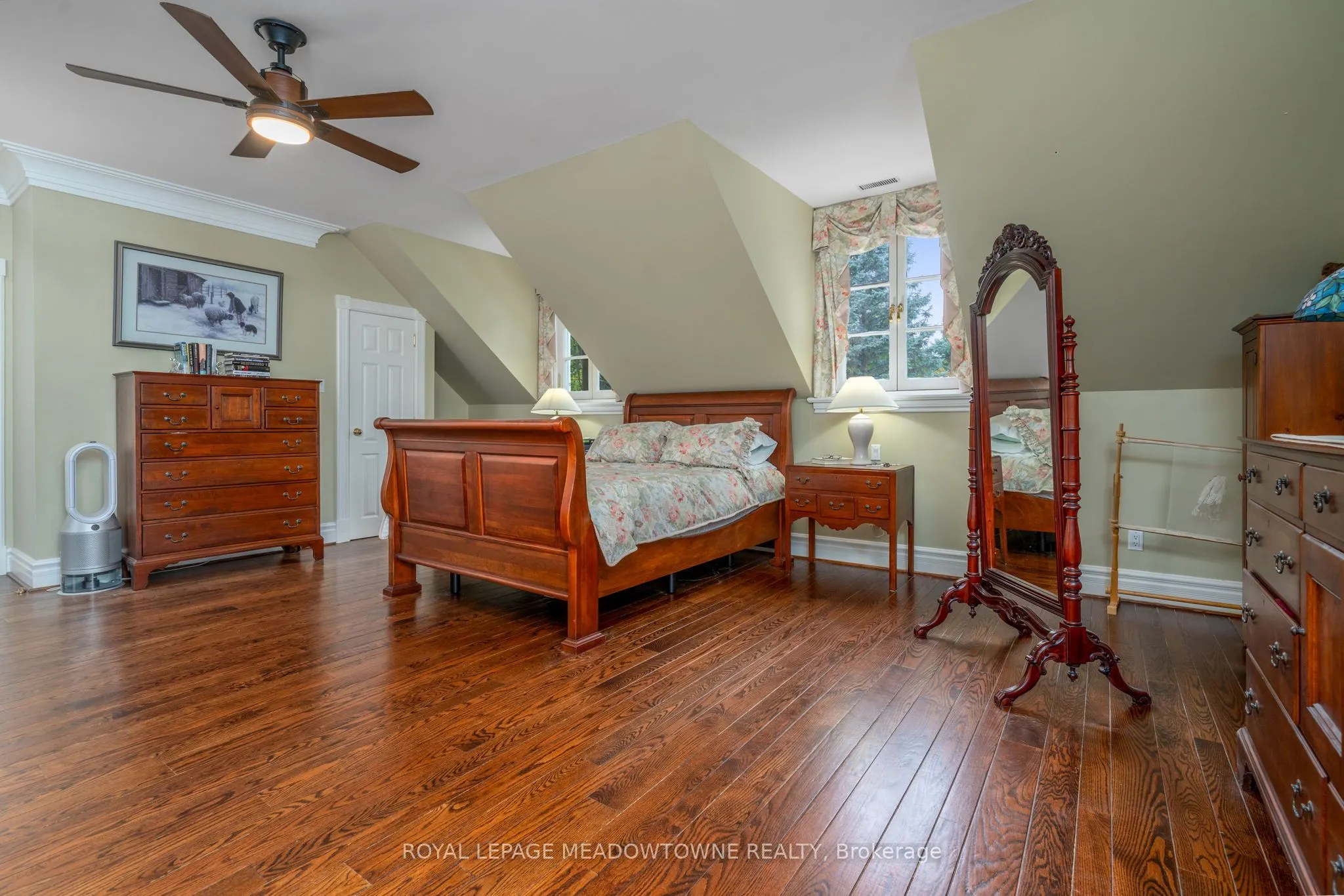 2097 Grange Side Road