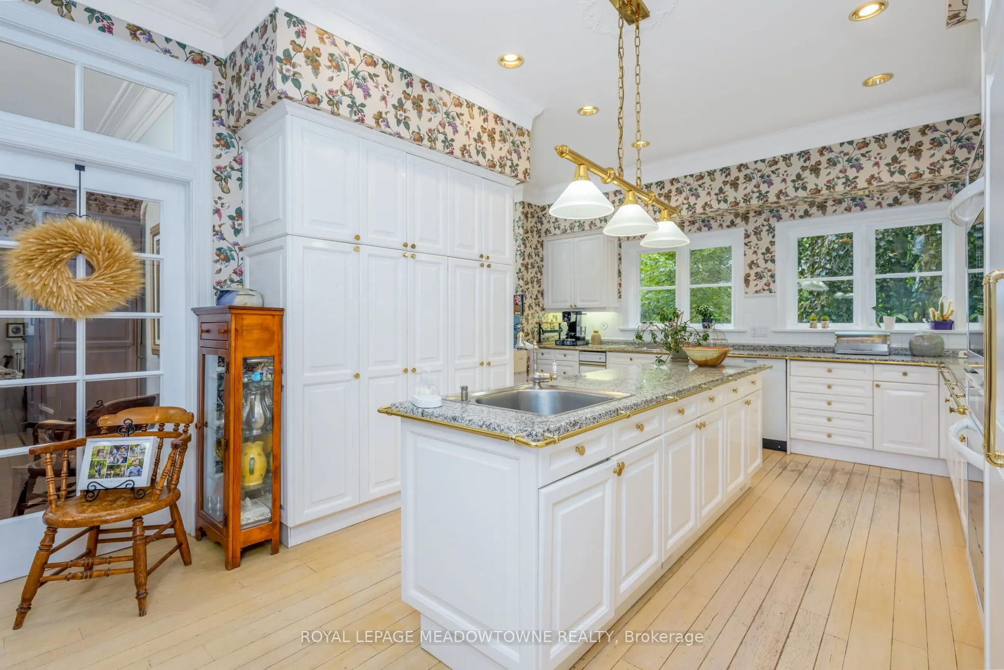 2097 Grange Side Road
