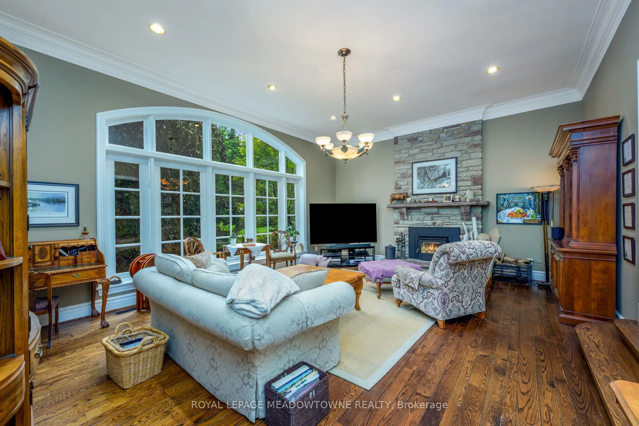 2097 Grange Side Road