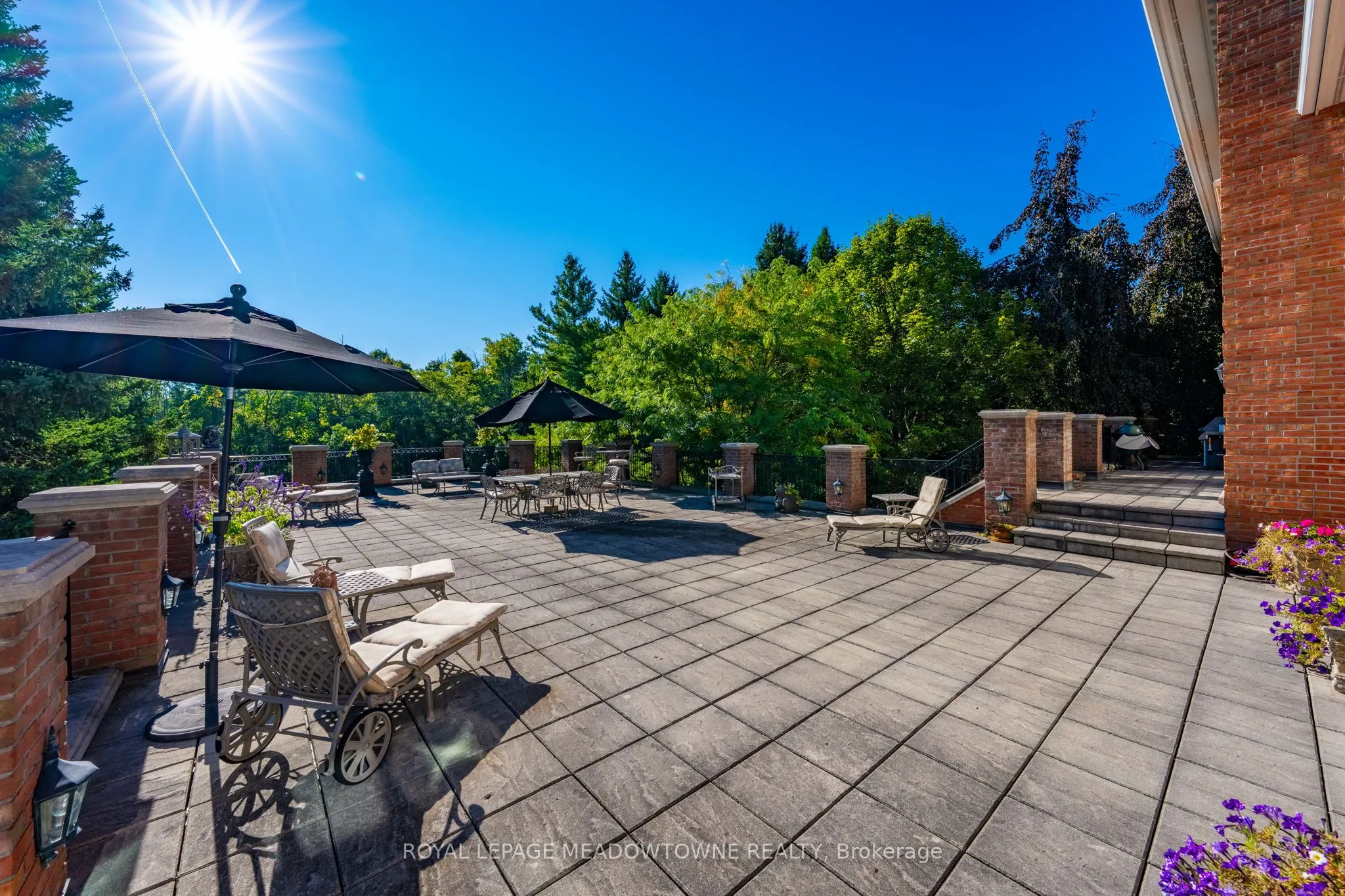 2097 Grange Side Road