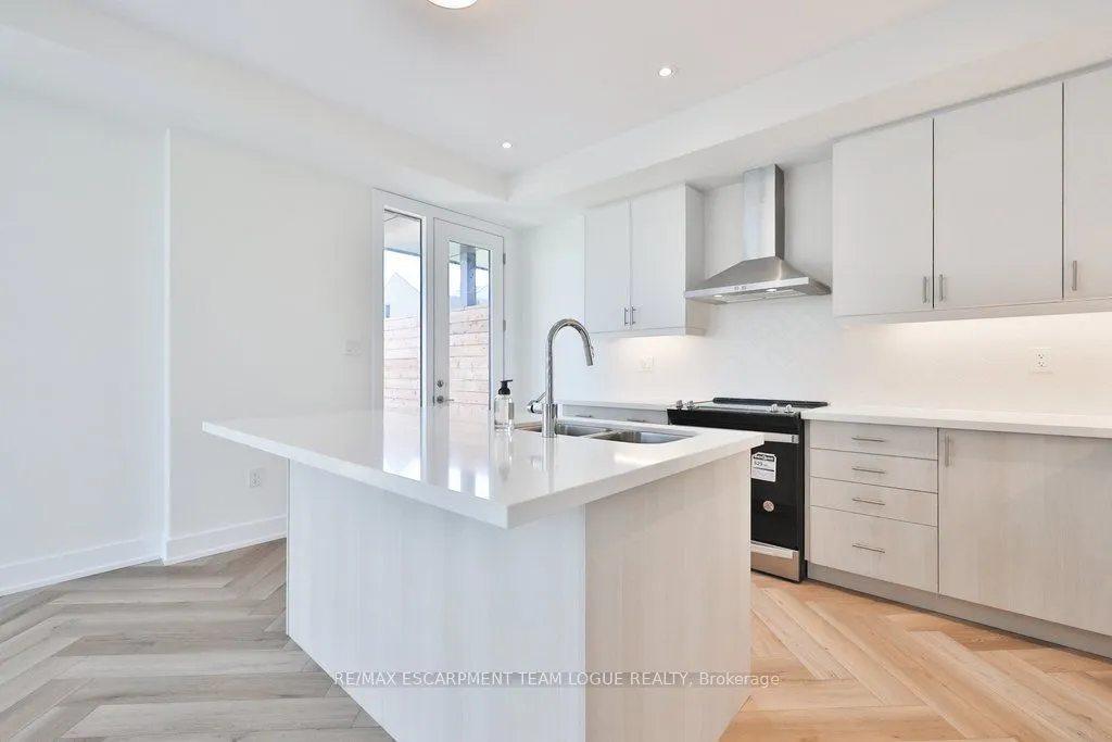 2273 Turnberry Road, #16