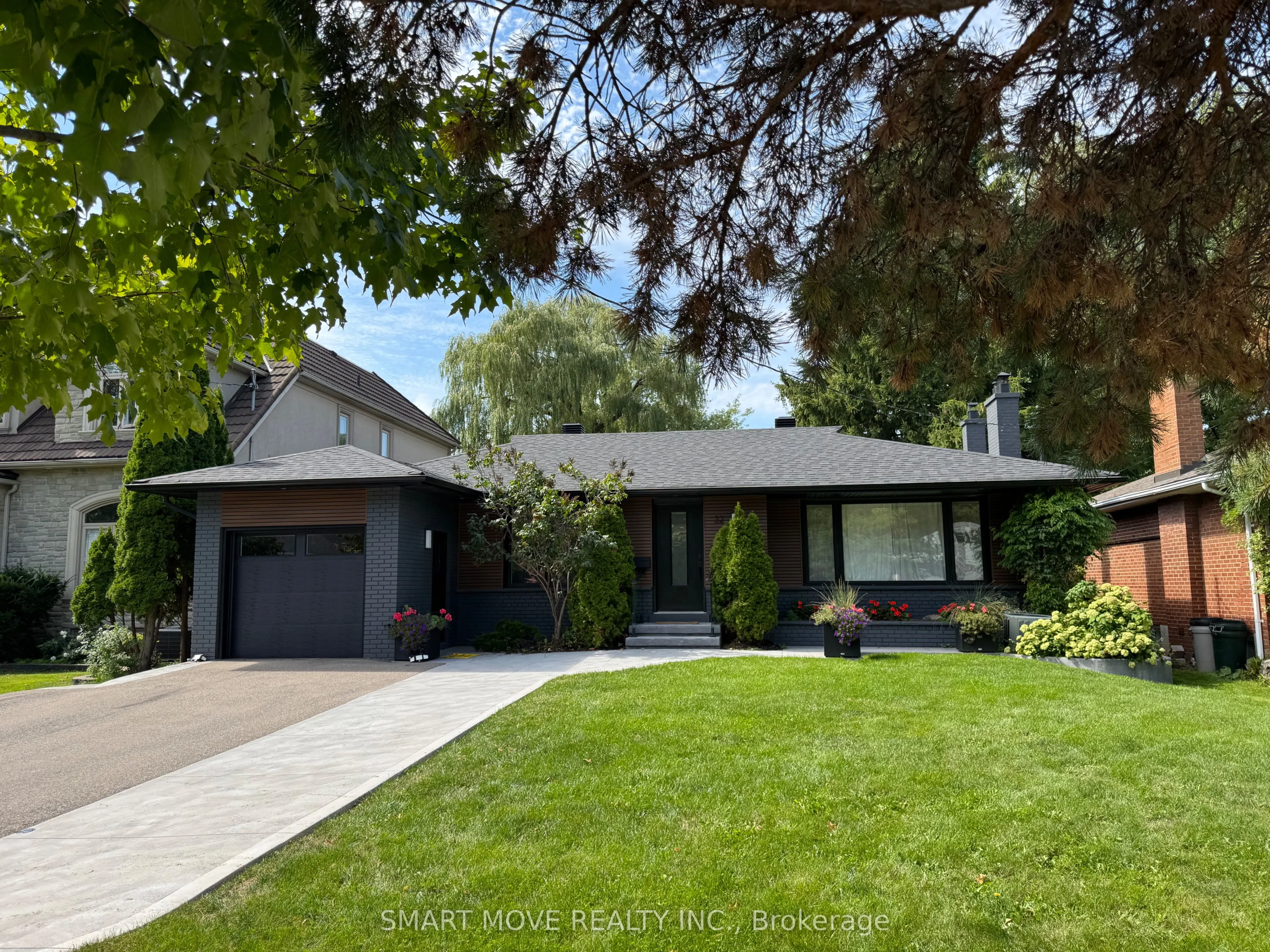 32 Burnelm Drive