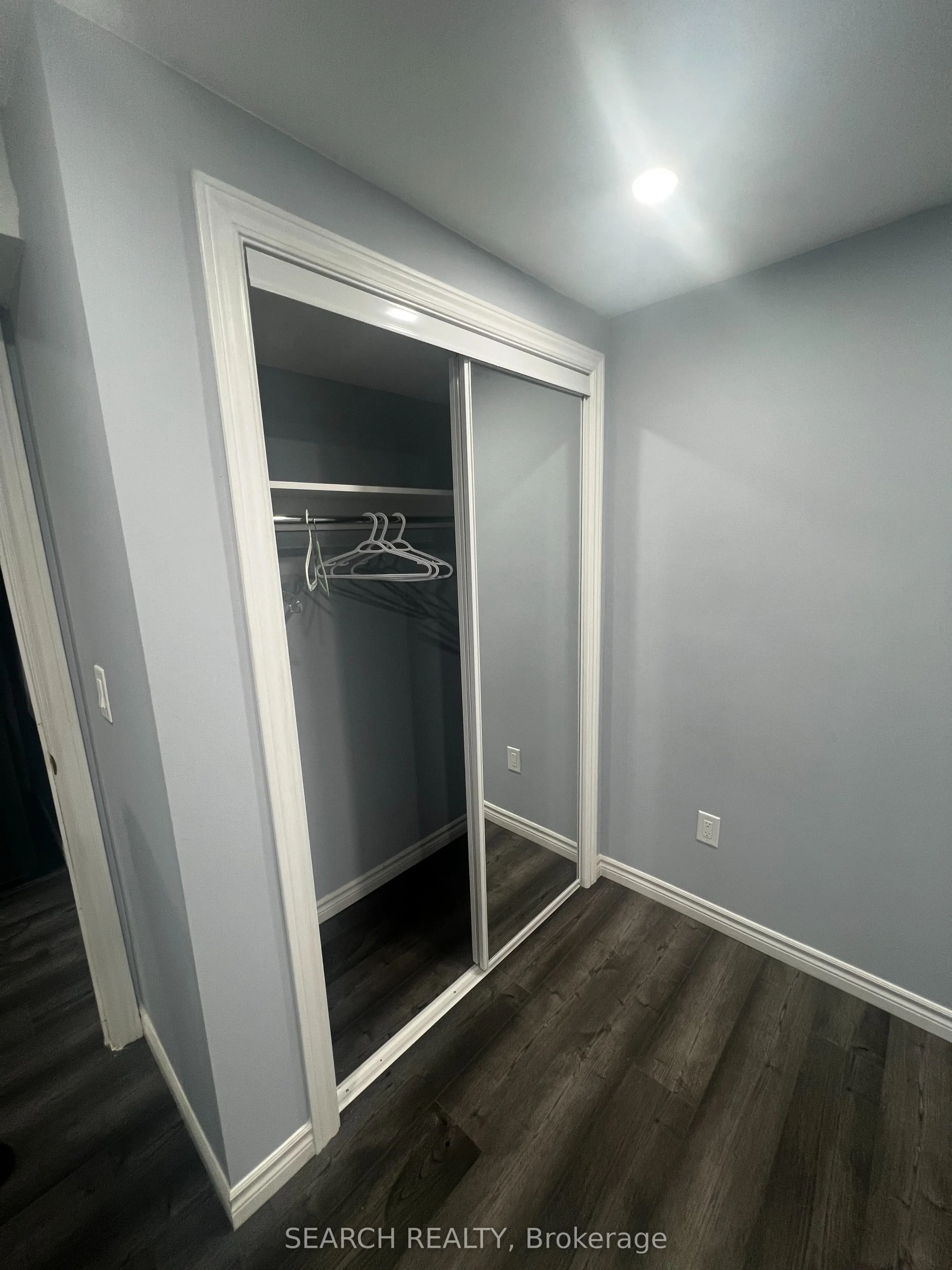 17 Hollowgrove Boulevard, #Bsmt