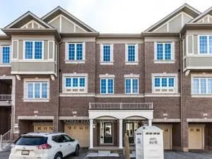 106 Aspen Hills Road, #Upper