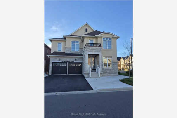 34 Merrybrook Trail