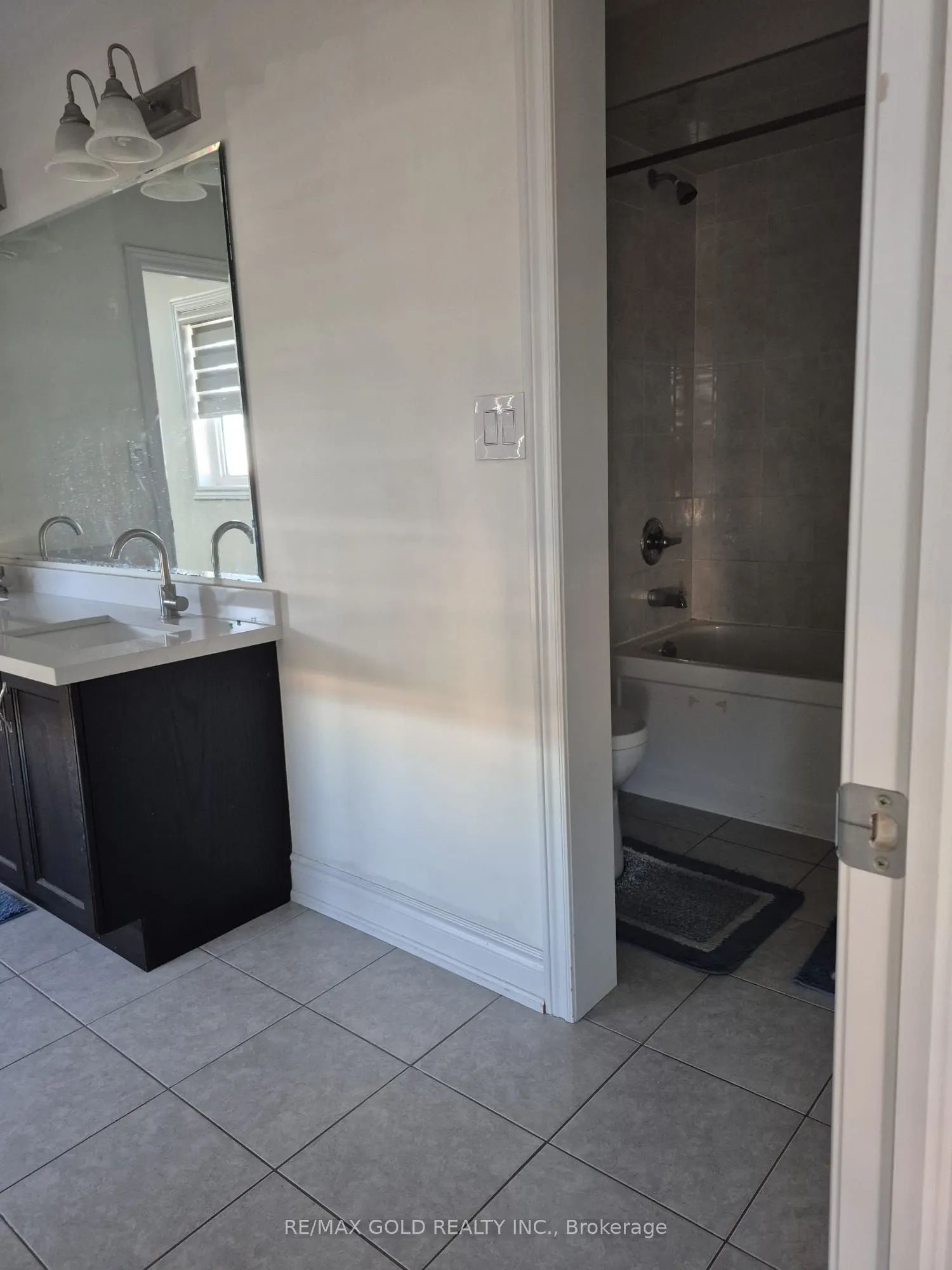 34 Merrybrook Trail
