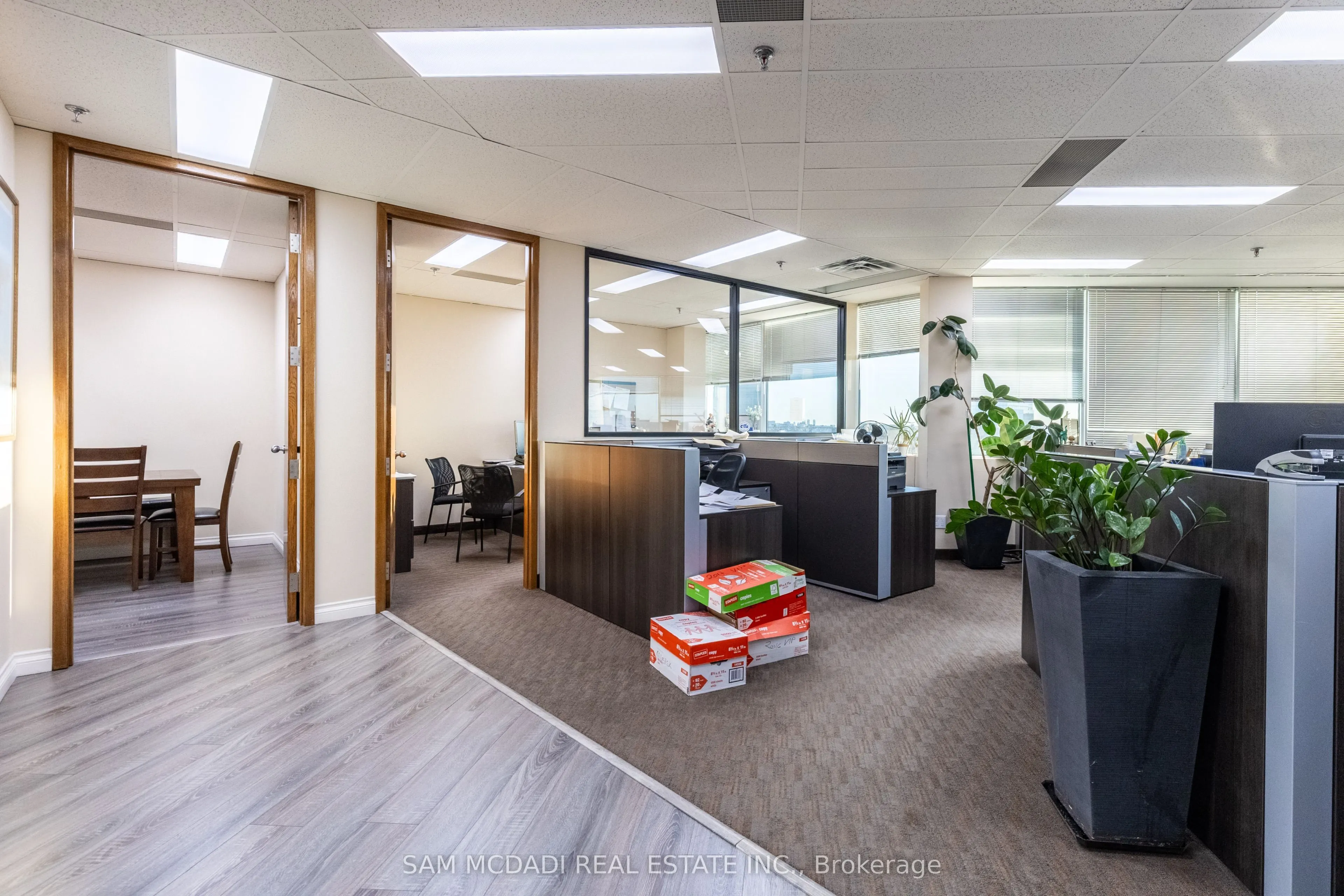 2800 Skymark Avenue, #309
