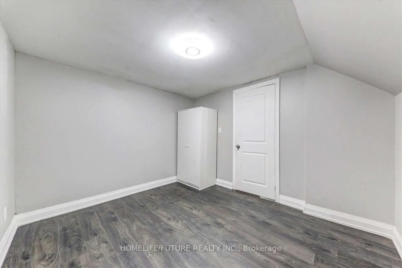 20 Brantley Crescent