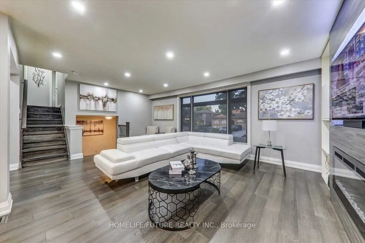 20 Brantley Crescent