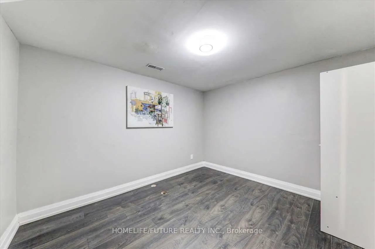 20 Brantley Crescent