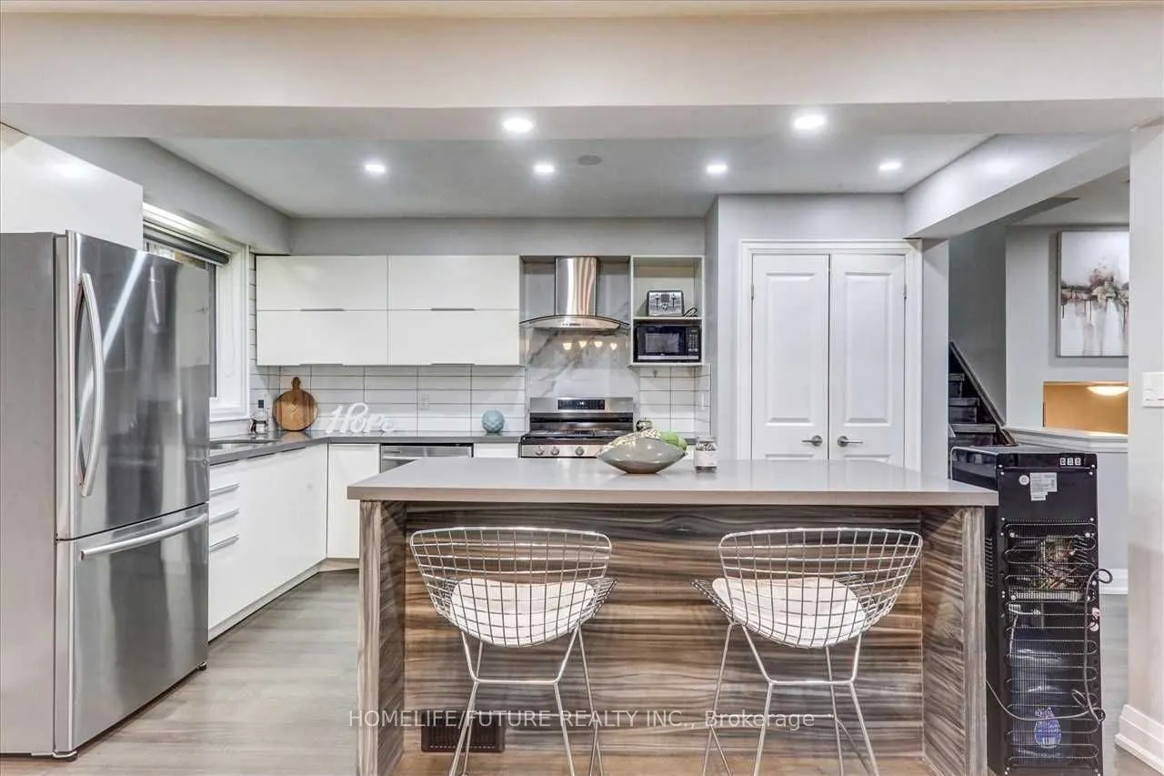 20 Brantley Crescent