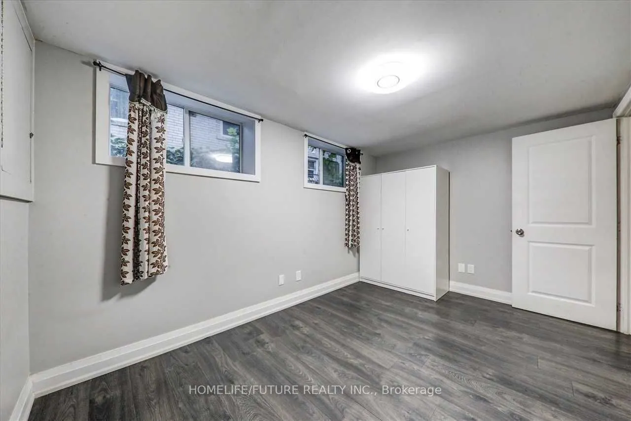 20 Brantley Crescent