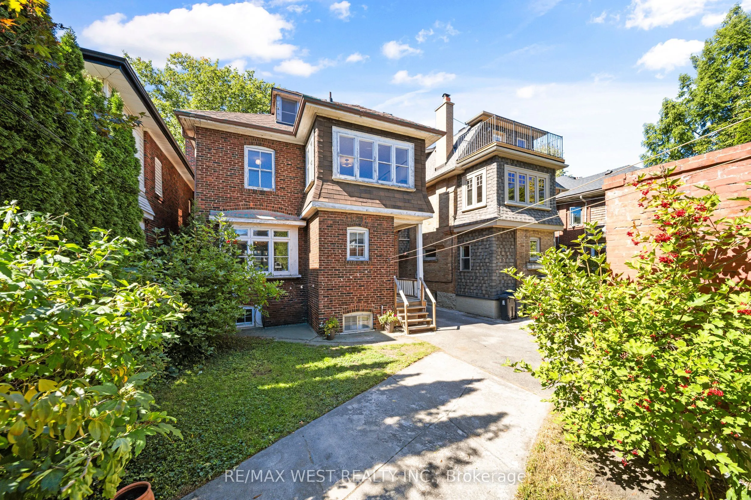 305 Kennedy Avenue