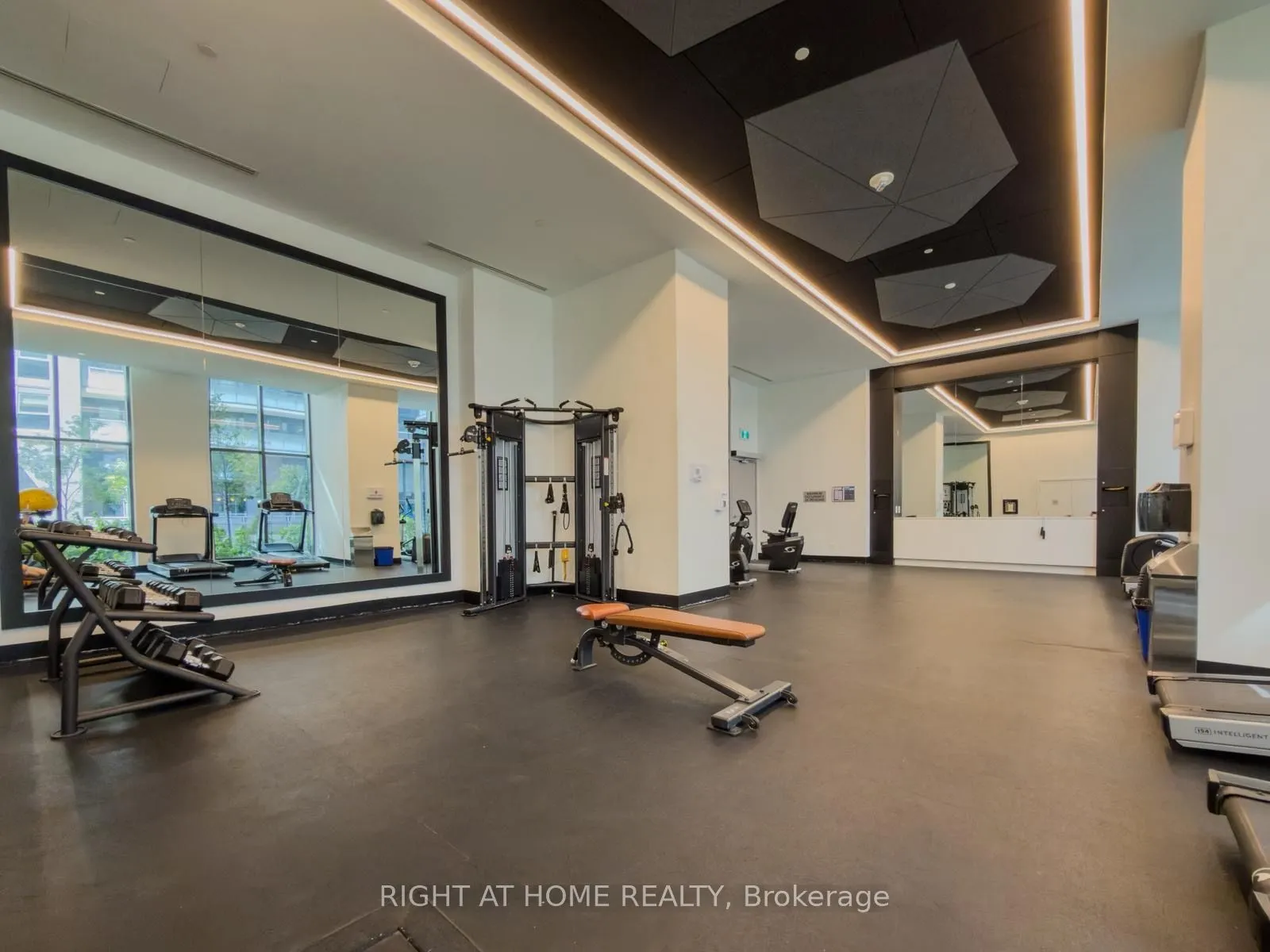 30 Samuel Wood Way, #1404