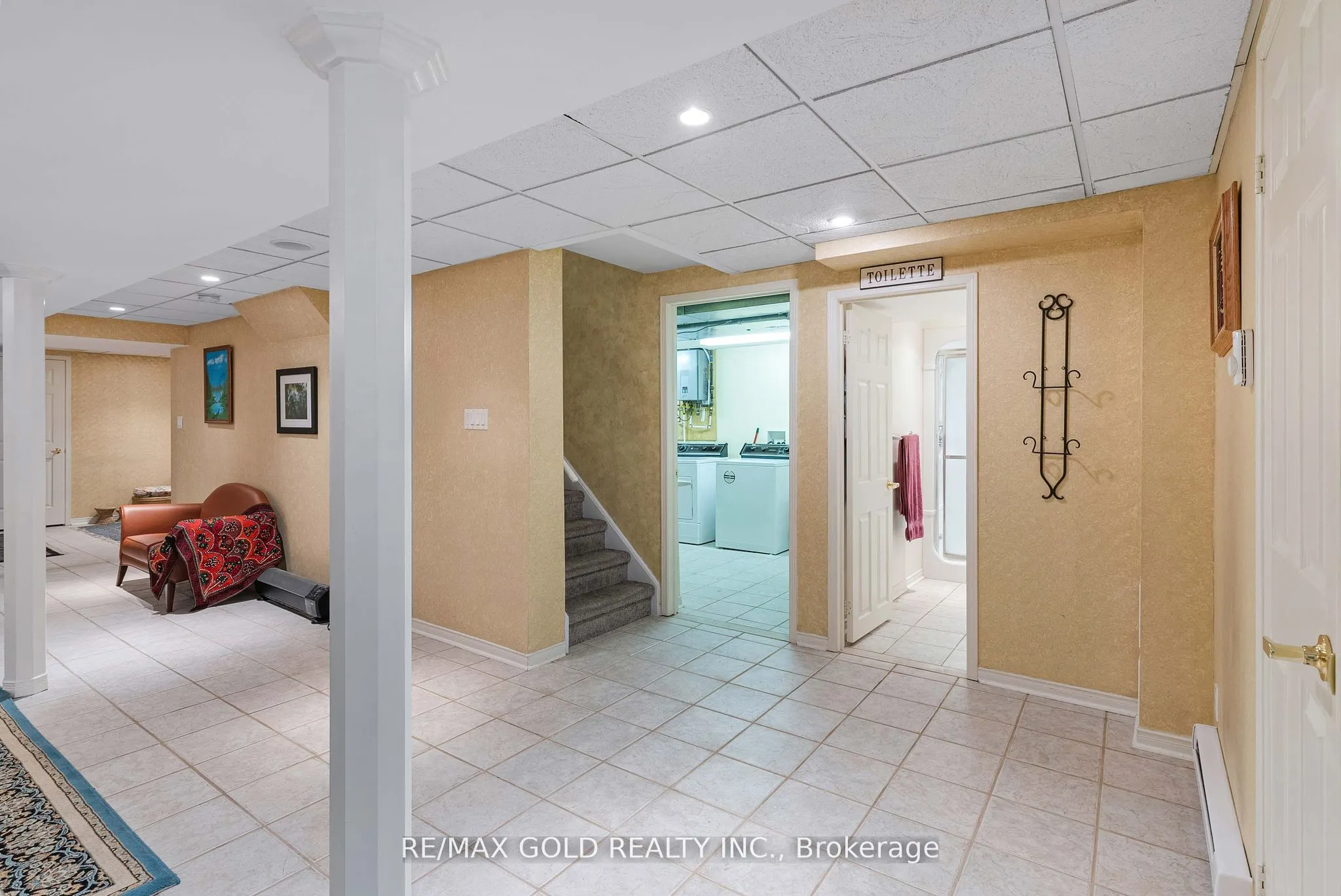 14 Country Stroll Crescent