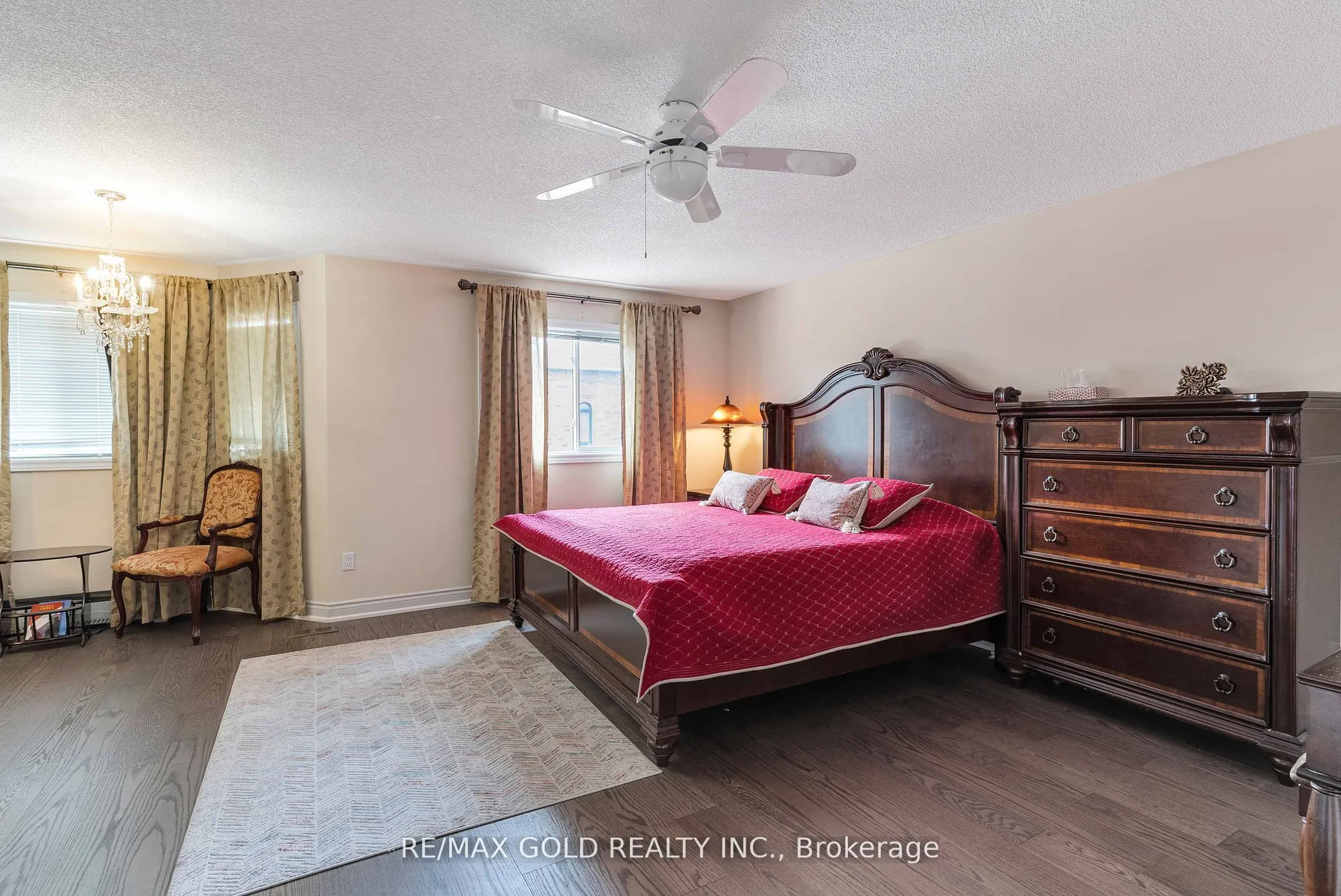 14 Country Stroll Crescent
